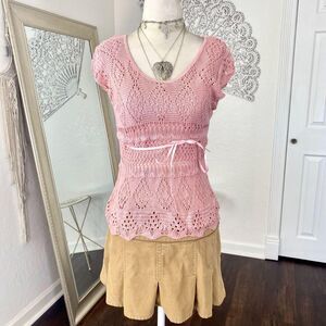 Early 2000's Whimsical Coquette Baby Pink Short Sleeve Crochet Babydoll Top S M